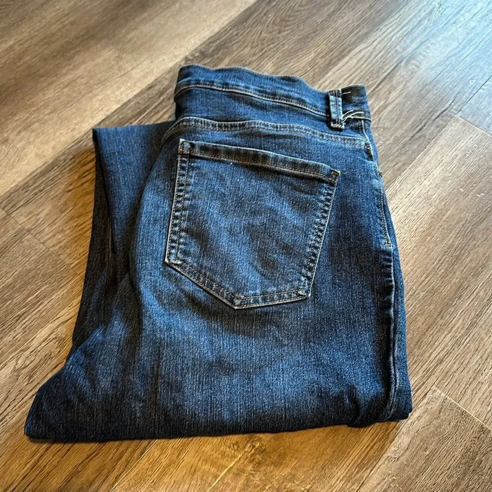 Gloria Vanderbilt Amanda Classic Fit Jeans | Women’s Size 14 | Dark Wash Denim - Picture 3 of 8